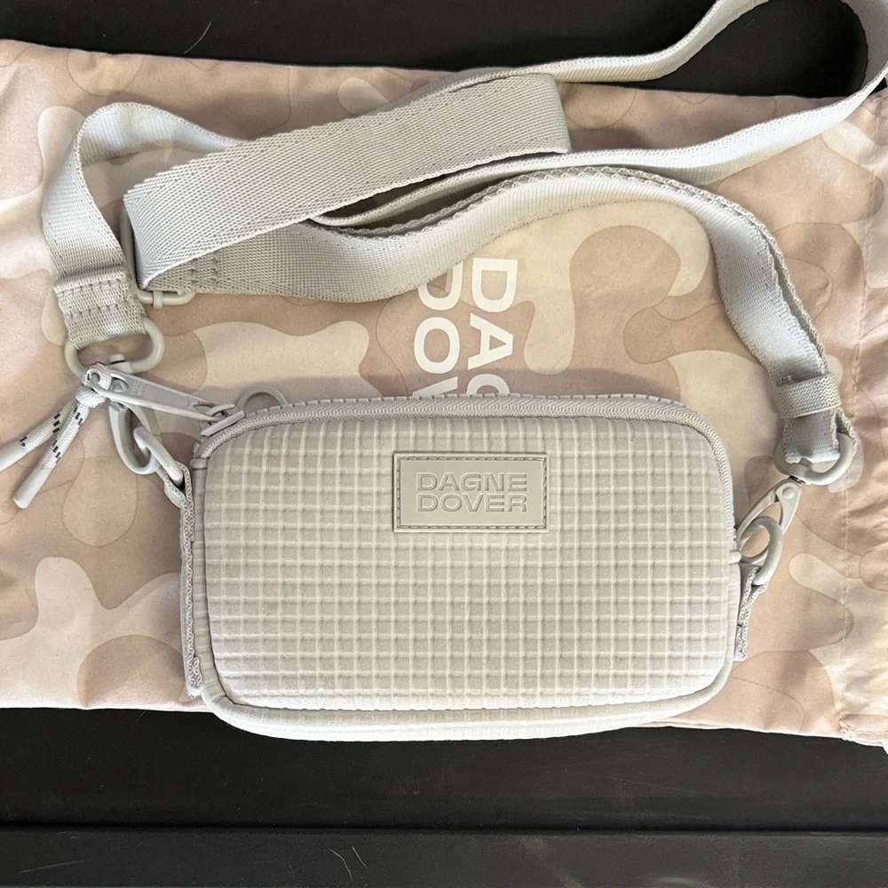 Dagne Dover Small Quilted Crossbody Bag in Light grey - Picture 1 of 7